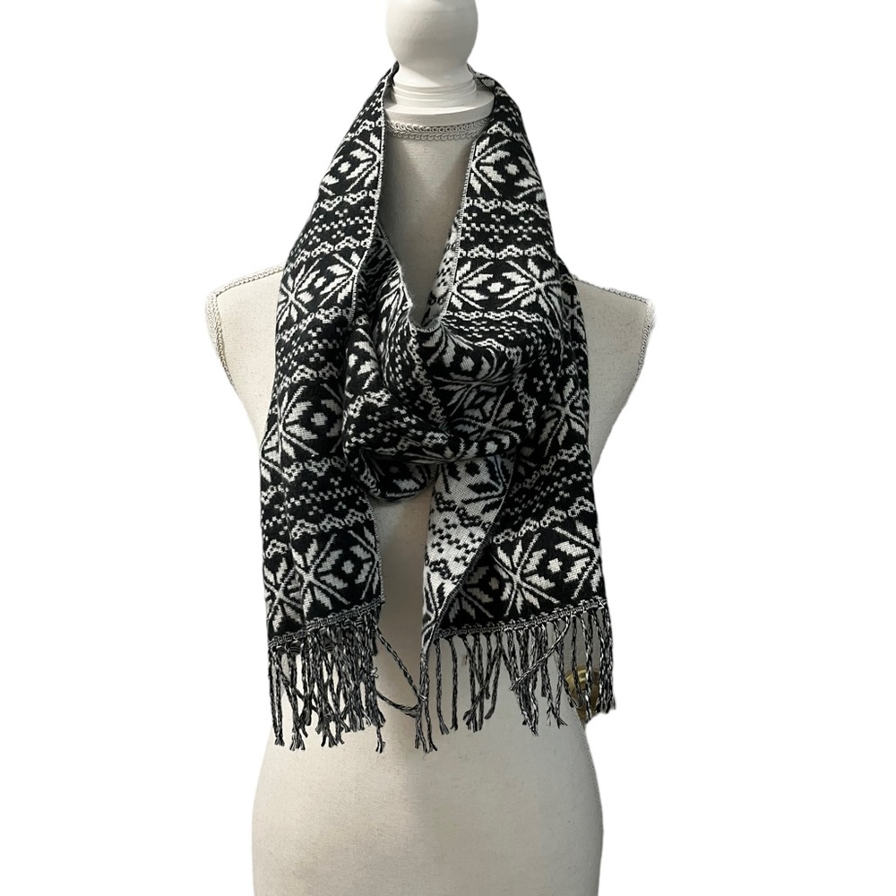 100% Cashmere Made in Italy Snowflakes Double Sided Print Scarf Neck Warmer OS